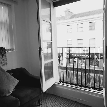 شقة High Street, 2 Bed, Newly Refurb ليمينغتون المظهر الخارجي الصورة