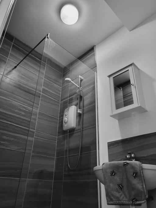 شقة High Street, 2 Bed, Newly Refurb ليمينغتون المظهر الخارجي الصورة
