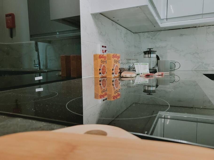 شقة High Street, 2 Bed, Newly Refurb ليمينغتون المظهر الخارجي الصورة
